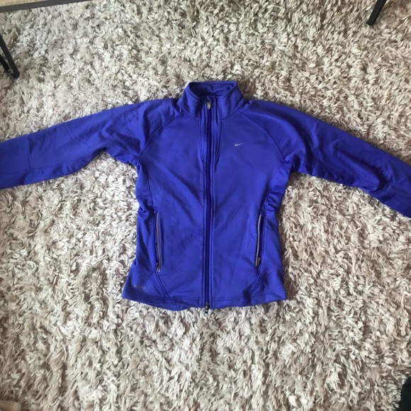 Nike Sweatshirt - Picture 4 of 6